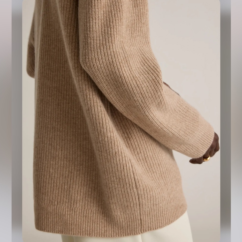 LAST ONE 🔥Quince🔥 Mongolian Cashmere Oversized Boyfriend Cardigan Sweater - Picture 5 of 15